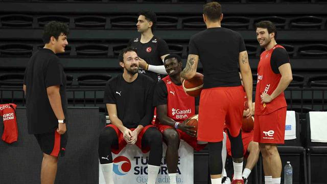 Milli Takımlar, Litvanya Maçı İçin Son Hazırlıklarını Tamamlıyor