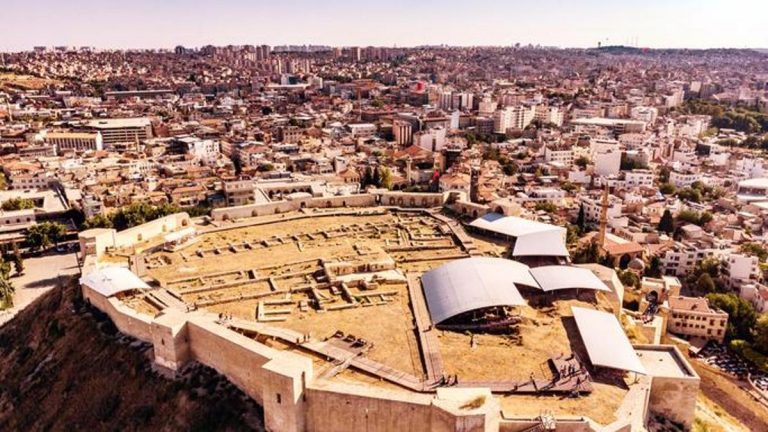 Gaziantep’in nesi meşhurdur?  Gaziantep’in en meşhur yemekleri ve alınacak hediyeler