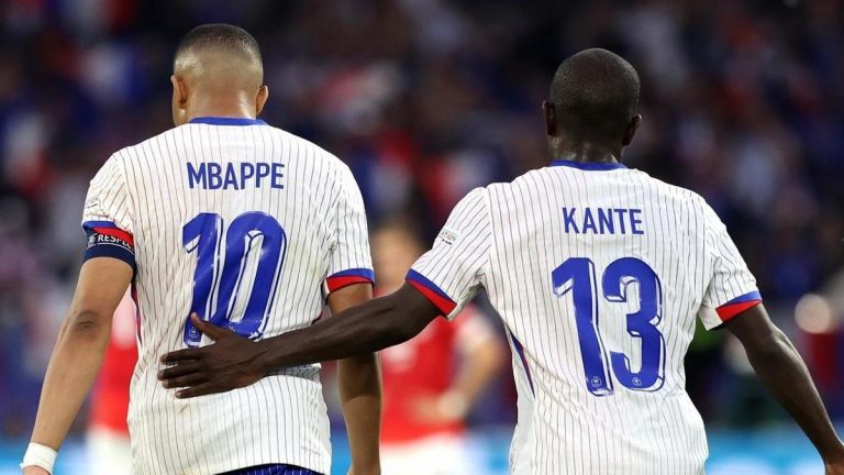 Avusturya kendi kalesine gol attı, Fransa 3 puanla başladı