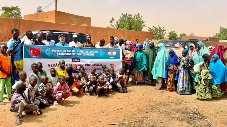 Nijer’de ihtiyaç sahiplerine 25 bin 550 adet kurban eti dağıtıldı