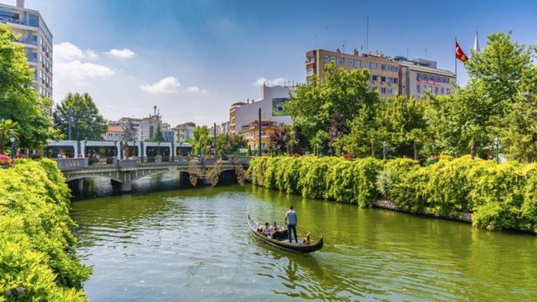 Eskisehir’in nesi meşhurdur?  Eskişehir’in en meşhur yemekleri ve alınacak hediyeler