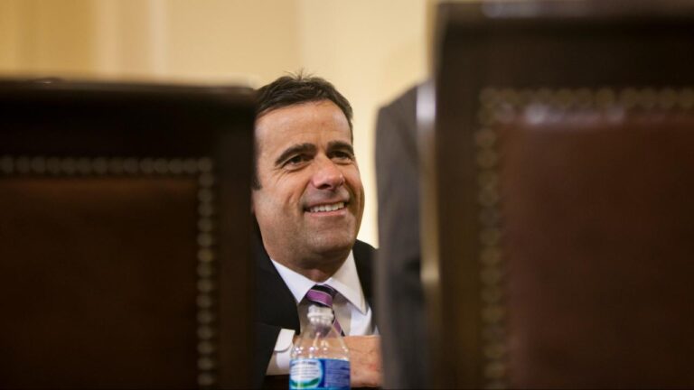 Trump, Ratcliffe'i CIA Direktörü olarak atadı