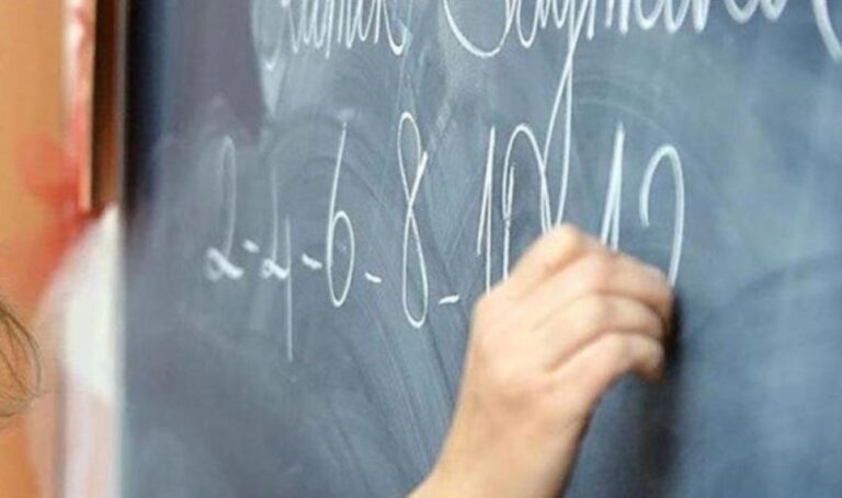 Öğretmenlere yönelik hazırlanan 'seks eğitimi' kitapları ülkeyi ikiye böldü – Son Dakika Dünya Haberleri