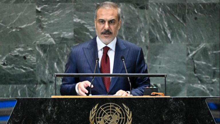 Bakan Fidan: Ungk insan haysiyetini hayal kırıklığına uğrattı